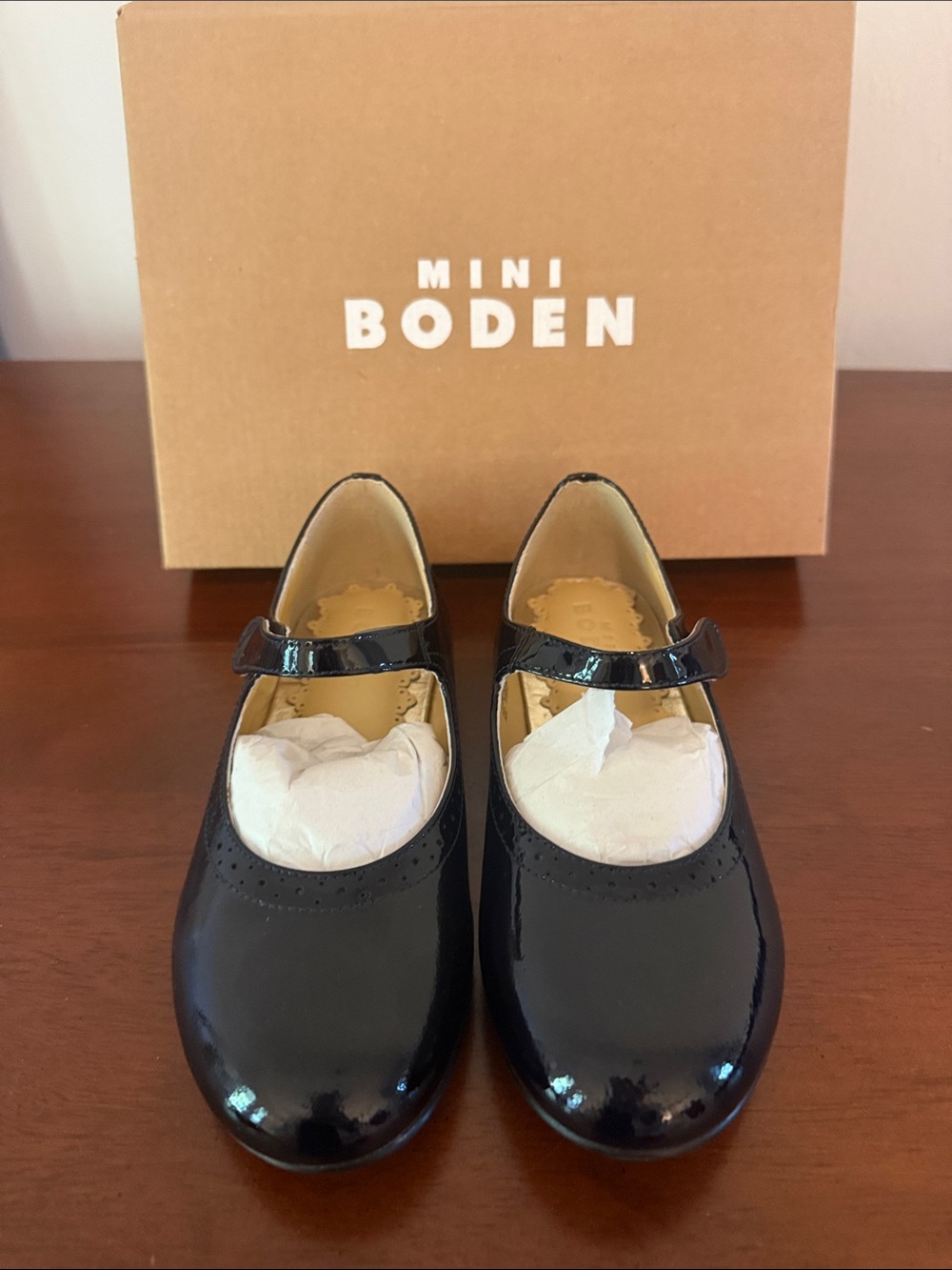 Boden Black Patent Mary Jane fits like US little kids 13